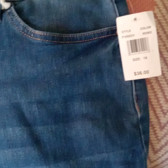 California Vintage Size 18 - Picture 3 of 5